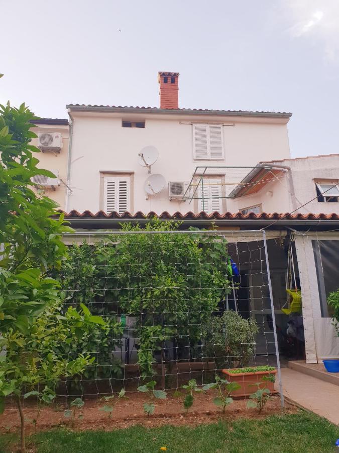 Guesthouse Fatuta Cres Exterior photo